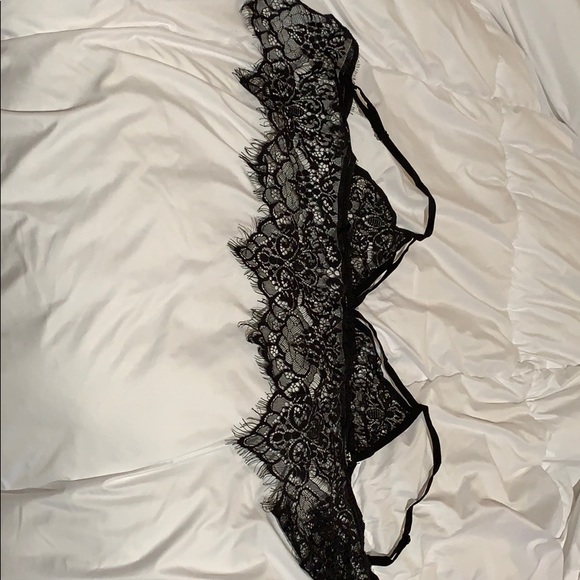 Lace bralette - Picture 2 of 3